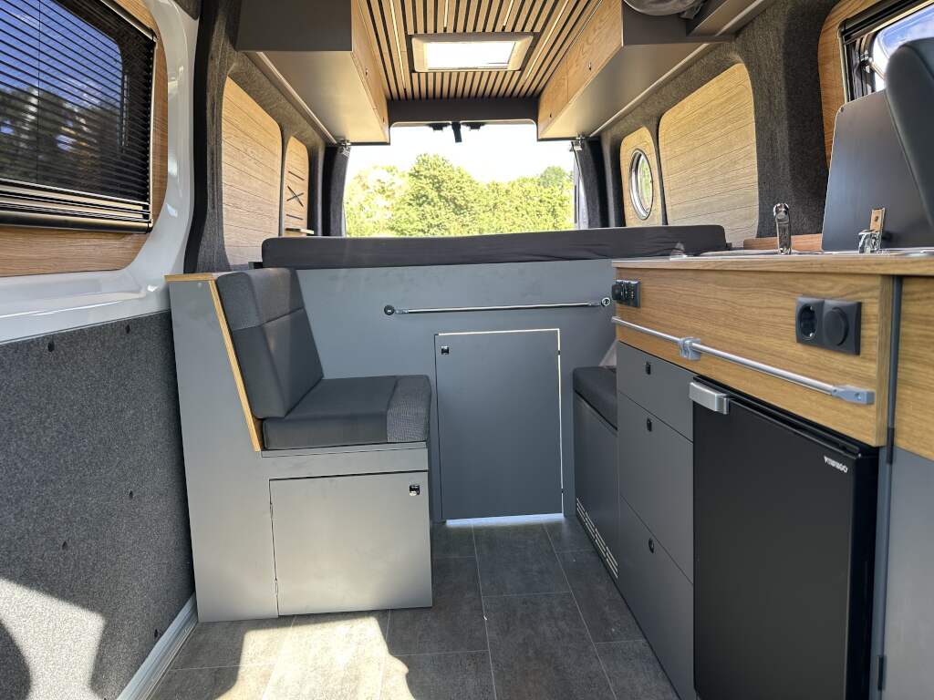 Nissan Interstar Camper Innenausbau