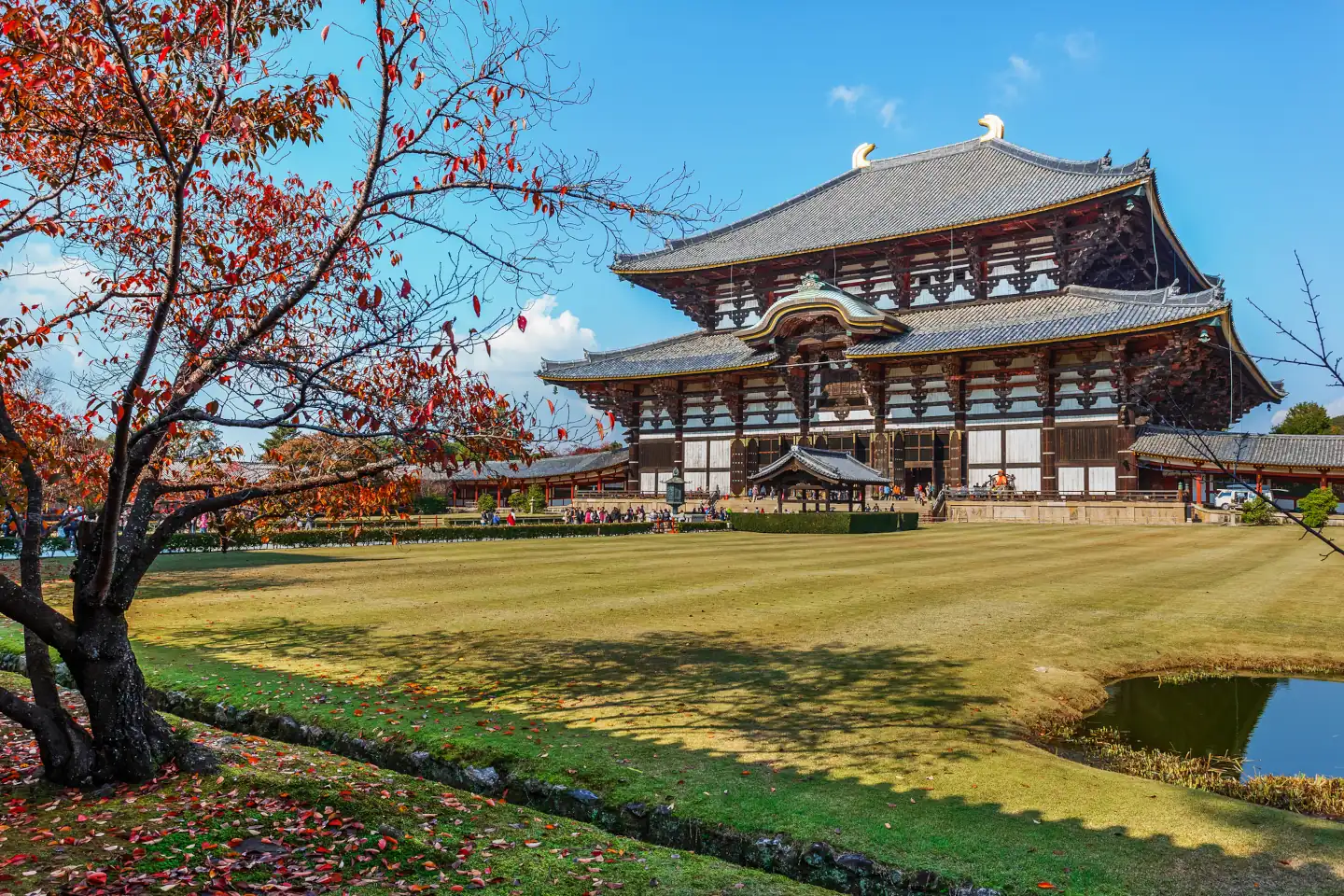 Grosse Buddha Halle im Todaiji Tempel in Nara